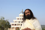 Award wapsi campaign is a disaster, says Sri Sri Ravi Shankar